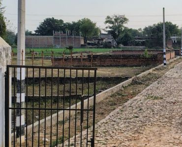 Commercial Plots